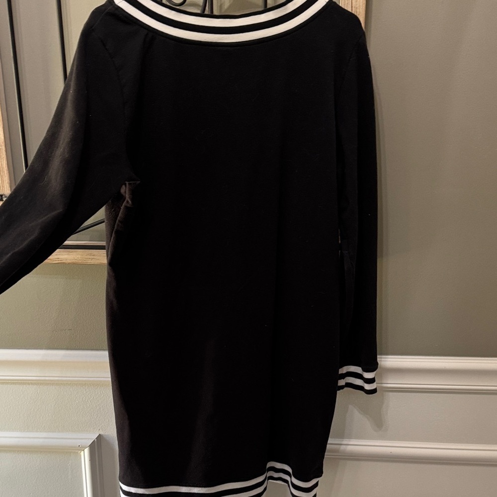 Soho Black Sweater with White Accents - Picture 6 of 7